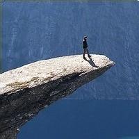 个性网男生头像图片海边_WWW.WHOISQQ.COM