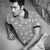 qq头像图片欧美男生带枪_WWW.WHOISQQ.COM