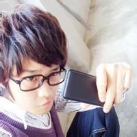 qq头像图片带烟的男生头像图片_WWW.WHOISQQ.COM