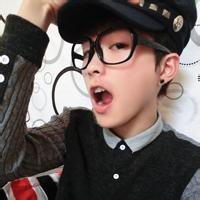 积极的男生qq头像图片_WWW.WHOISQQ.COM