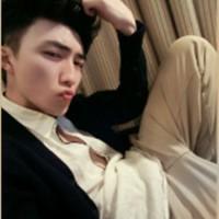 带墨镜男生qq头像图片_WWW.WHOISQQ.COM