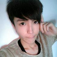 喝醉酒的男生头像图片_WWW.WHOISQQ.COM