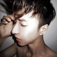 好朋友qq头像图片男生_WWW.WHOISQQ.COM