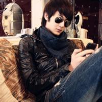 自信的男生头像图片_WWW.WHOISQQ.COM