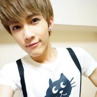 韩范儿男生头像图片_WWW.WHOISQQ.COM