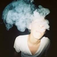 自信的男生头像图片_WWW.WHOISQQ.COM