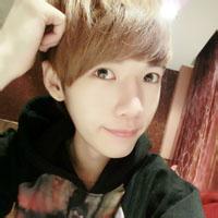 冷酷男生qq头像图片_WWW.WHOISQQ.COM