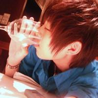 冷酷男生qq头像图片_WWW.WHOISQQ.COM