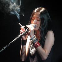 qq头像图片男生恐怖抽烟_WWW.WHOISQQ.COM