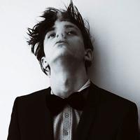 qq头像图片男生恐怖抽烟_WWW.WHOISQQ.COM