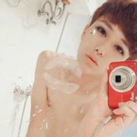 么么哒男生伤心头像图片_WWW.WHOISQQ.COM