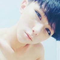qq头像图片男生帅气画面_WWW.WHOISQQ.COM