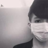 男生头像图片戴口罩_WWW.WHOISQQ.COM