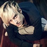 欧美风格逗比男生头像图片_WWW.WHOISQQ.COM