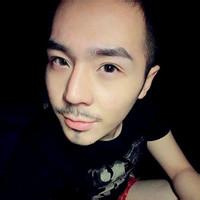 嘴唇男生头像图片_WWW.WHOISQQ.COM