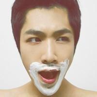 嘴唇男生头像图片_WWW.WHOISQQ.COM