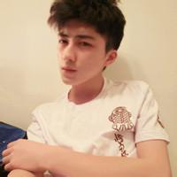 男生清纯的头像图片_WWW.WHOISQQ.COM