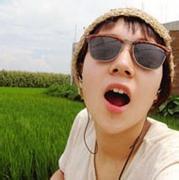 绿色男生头像图片_WWW.WHOISQQ.COM