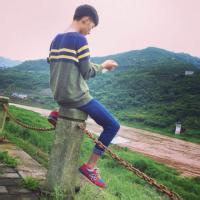 qq头像图片侧面全身男生_WWW.WHOISQQ.COM