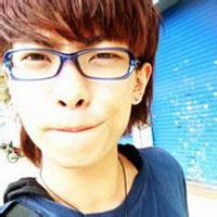 眼镜成熟男生头像图片_WWW.WHOISQQ.COM
