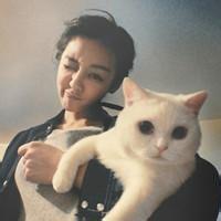 qq头像图片男生带猫的_WWW.WHOISQQ.COM