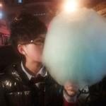 男生全身侧面头像图片_WWW.WHOISQQ.COM