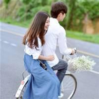 qq骑自行车男生头像图片_WWW.WHOISQQ.COM