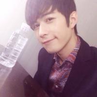 邓紫棋qq头像图片男生_WWW.WHOISQQ.COM