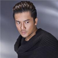 大背头男生qq头像图片_WWW.WHOISQQ.COM