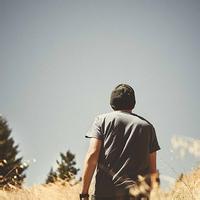 背影头像图片 男生_WWW.WHOISQQ.COM