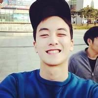 25男生头像图片_WWW.WHOISQQ.COM