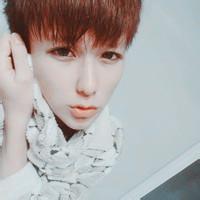qq头像图片男生阳光拽90后_WWW.WHOISQQ.COM