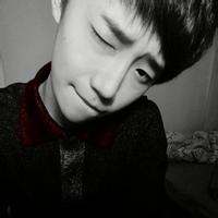 男生遮脸头像图片黑色_WWW.WHOISQQ.COM
