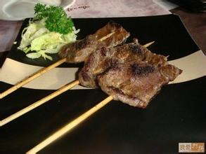 带恒字的男生pp头像图片_WWW.WHOISQQ.COM
