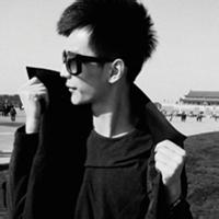 欧美男生开心头像图片_WWW.WHOISQQ.COM