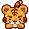男生抱小老虎头像图片_WWW.WHOISQQ.COM