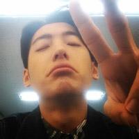 男生成熟头像图片最新_WWW.WHOISQQ.COM