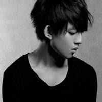 侧身男生头像图片_WWW.WHOISQQ.COM
