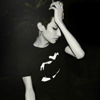 全黑头像图片男生_WWW.WHOISQQ.COM