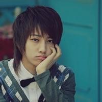 长发男生头像图片_WWW.WHOISQQ.COM