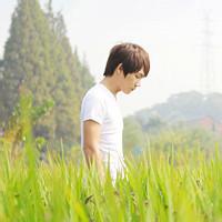 qq头像图片阳光下的男生_WWW.WHOISQQ.COM