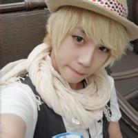 带着帽子的qq头像图片男生_WWW.WHOISQQ.COM