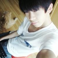 帅气男生生活头像图片_WWW.WHOISQQ.COM