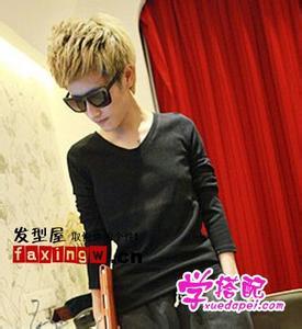 红色控男生头像图片_WWW.WHOISQQ.COM