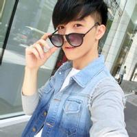 全身的男生头像图片_WWW.WHOISQQ.COM