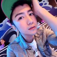 男生头像图片带烟花_WWW.WHOISQQ.COM