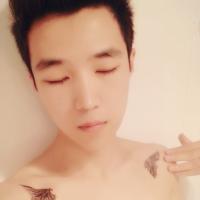 个性男生qq头像图片_WWW.WHOISQQ.COM
