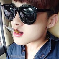陌陌男生头像图片大全_WWW.WHOISQQ.COM