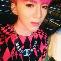 qq男生原宿头像图片_WWW.WHOISQQ.COM