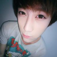 qq头像图片男生逼真15岁_WWW.WHOISQQ.COM
